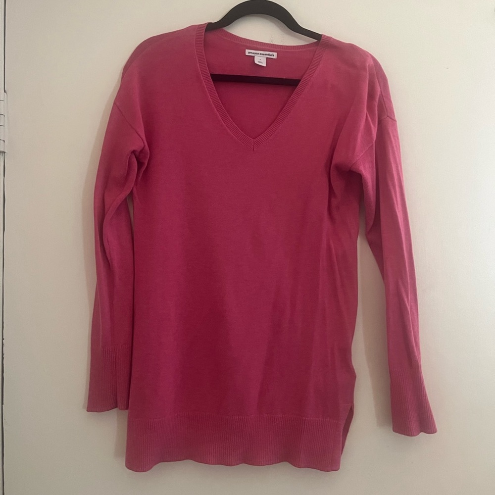 Amazon Essentials Pink V Neck sweater
